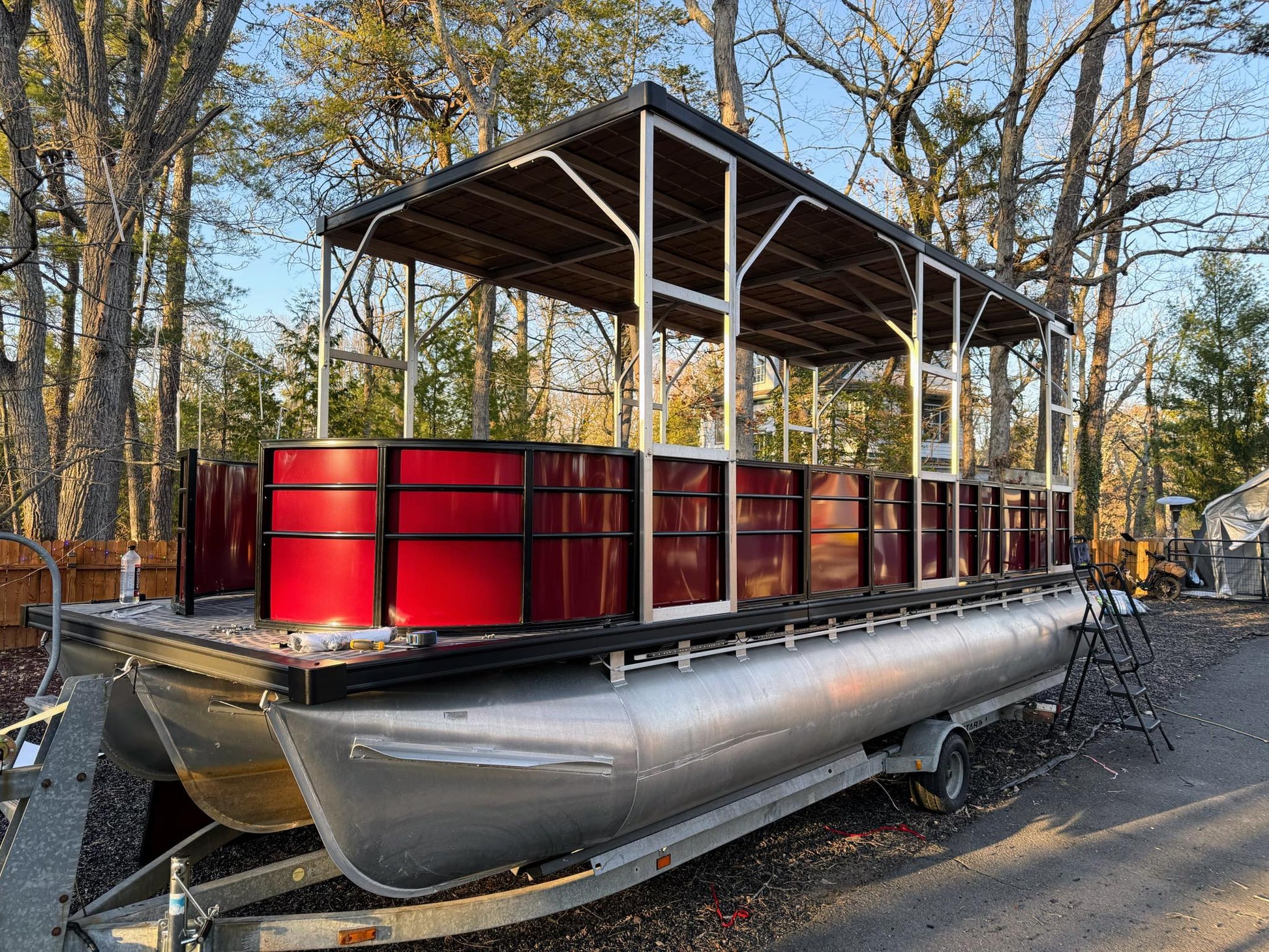 23'4" Dual Radius Fence Package - FenceForPontoons.com