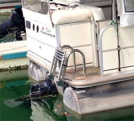 Heavy Duty 4 Step Stern Ladder - FenceForPontoons.com