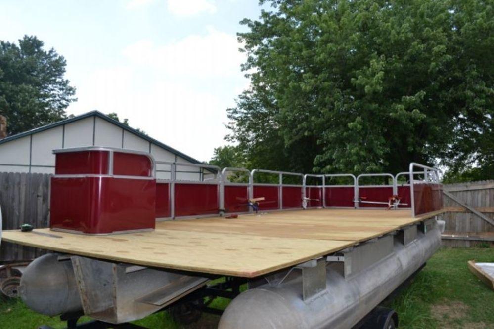 Scratch and Dent Fence Panel - FenceForPontoons.com